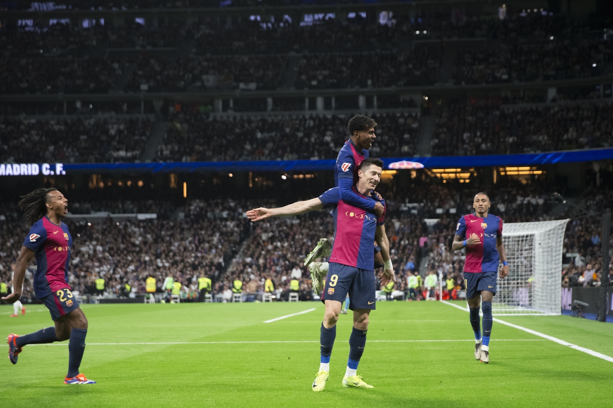 红星贝尔格莱德在国际比赛中夺冠