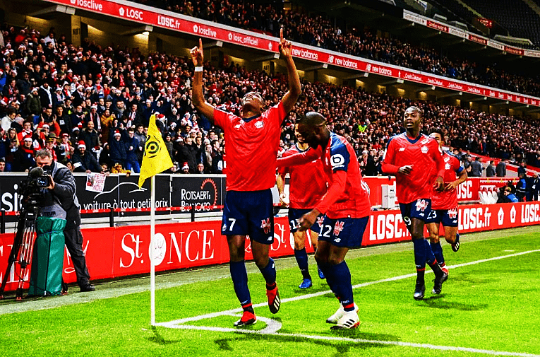 南特队取得胜利,积分有所增加 南特队取得胜利,积分有所增加