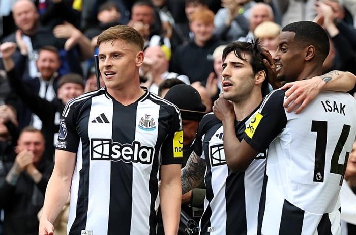 九游体育网页版-利兹联遗憾止步,告别欧冠赛场