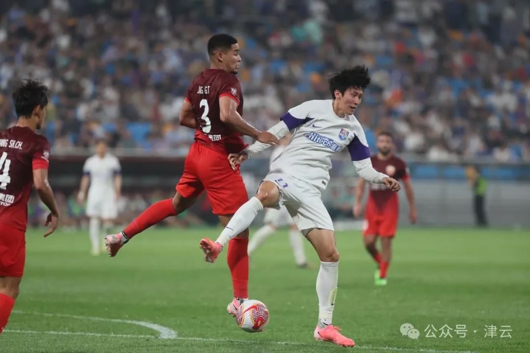 九游体育亚洲官网-包含间歇进攻!球队进攻间歇机会抓住进球的词条