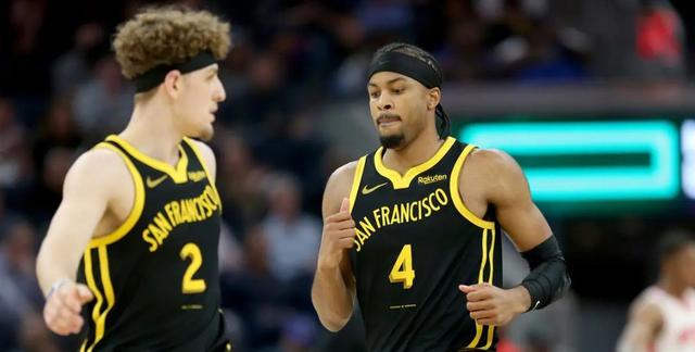 -勇士联盟外援猛料爆棚，带领球队刷新纪录