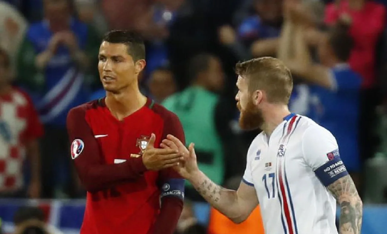 比利时主场击败冰岛,保持不败 比利时主场击败冰岛,保持不败