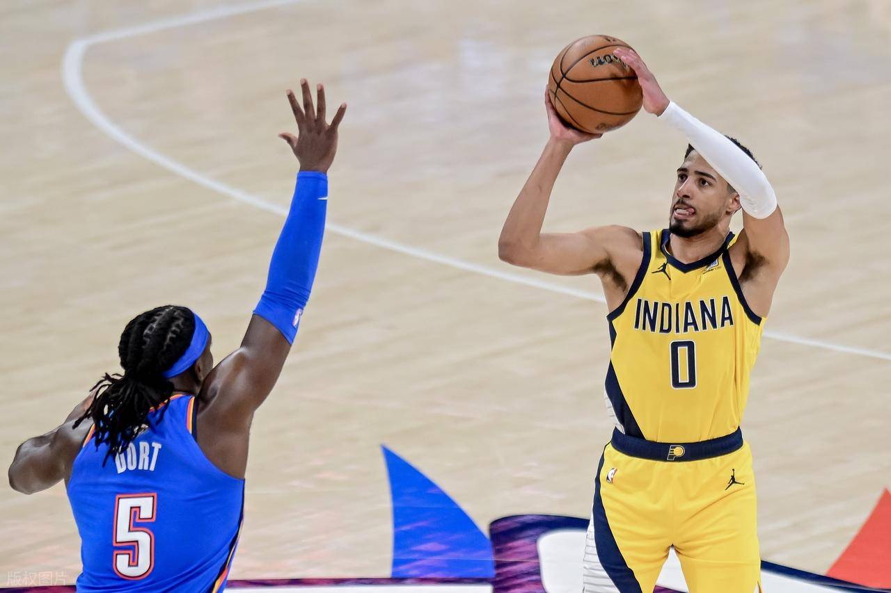 热火严防死守，力克步行者赢球