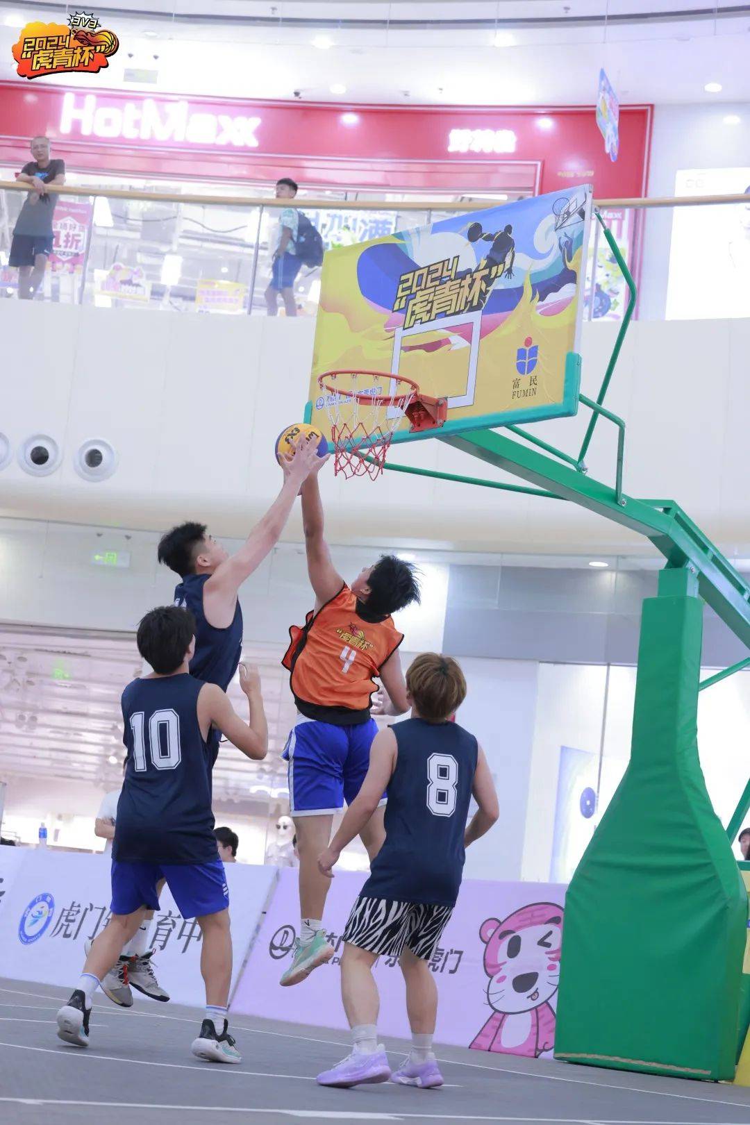 关于精彩篮球比赛的血拼场面震撼人心!的信息 关于精彩篮球比赛的血拼场面震撼人心!的信息