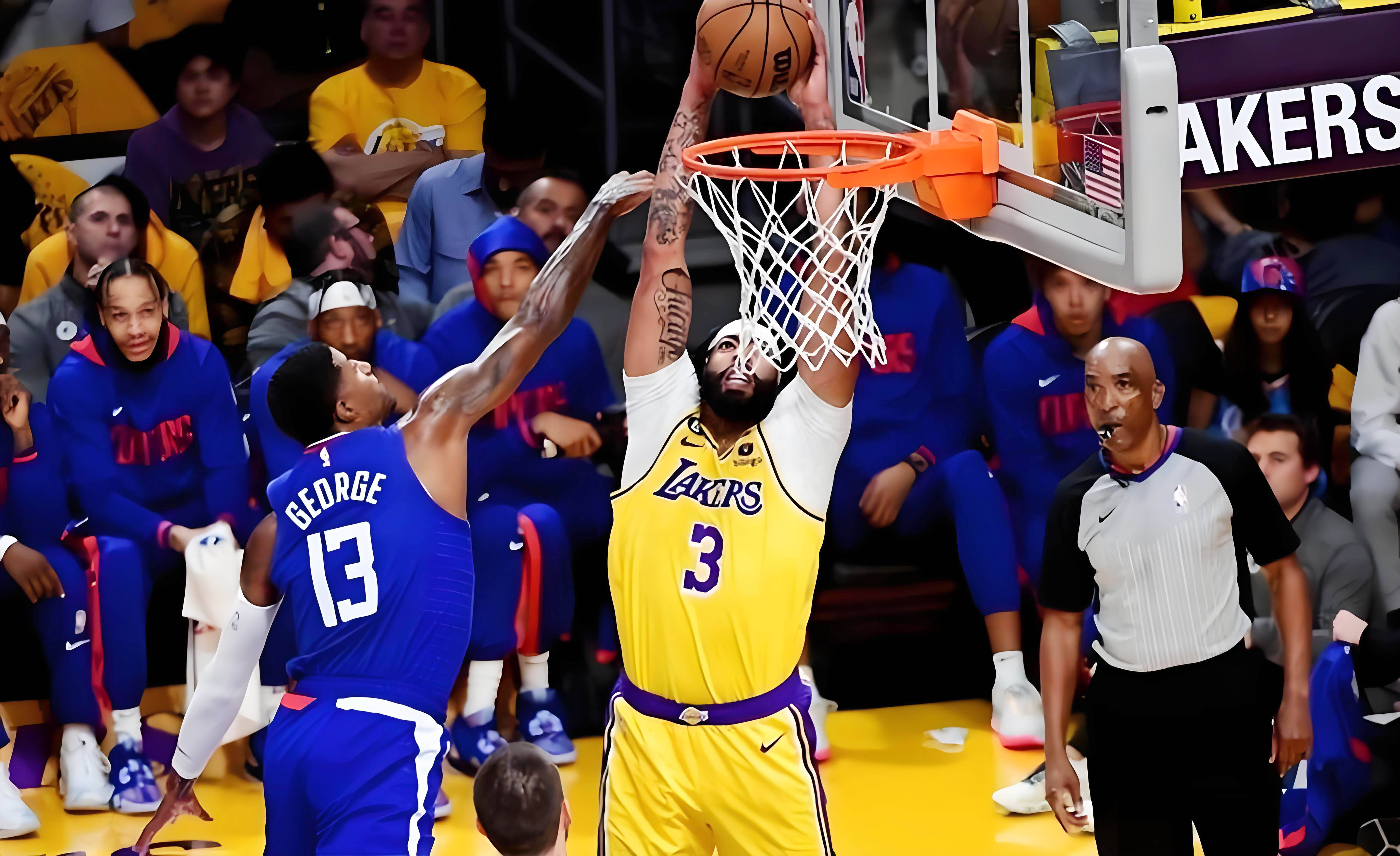 关于考辛斯回归助国王惊险战胜开拓者的信息 关于考辛斯回归助国王惊险战胜开拓者的信息