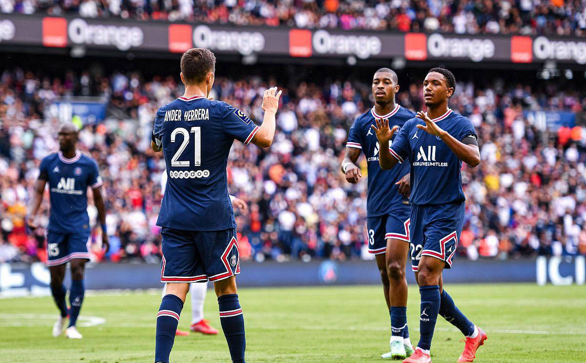 关于巴黎圣日耳曼客场战平,积分暂居榜首的信息 关于巴黎圣日耳曼客场战平,积分暂居榜首的信息