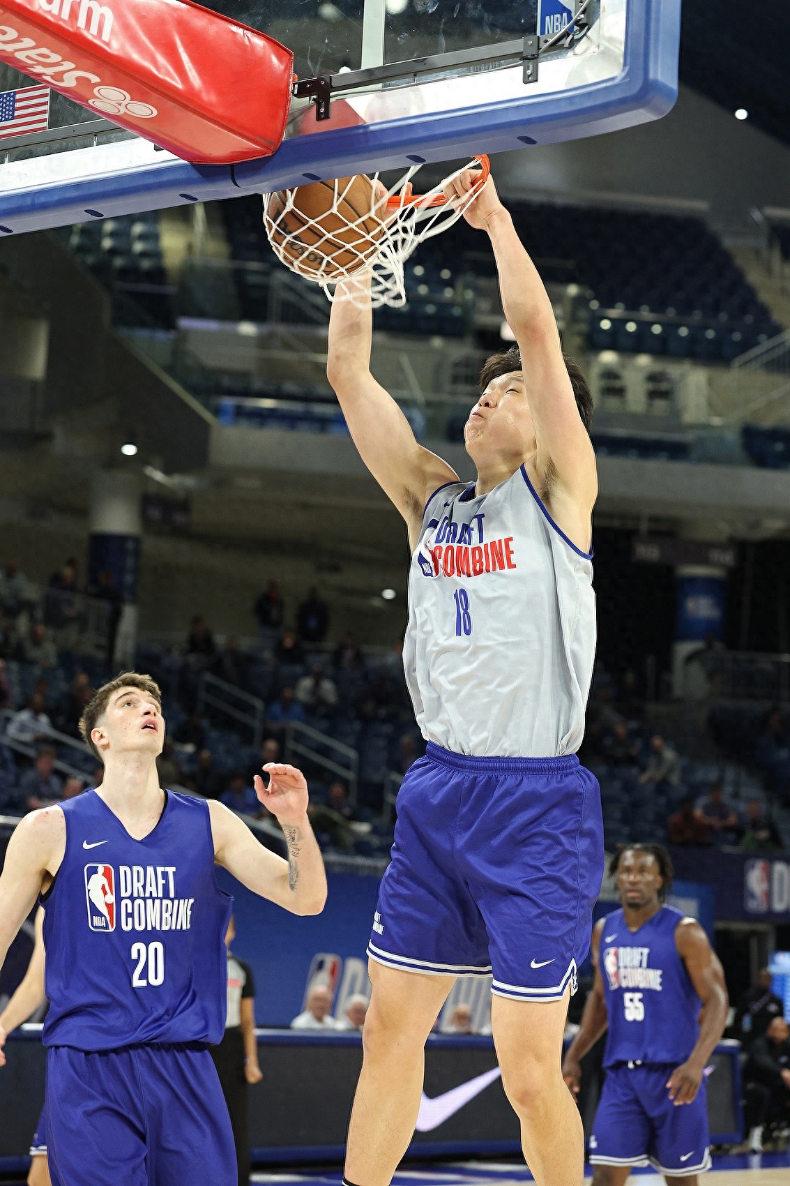 九游体育app-竞技体操运动员试训篮球,展现全面运动能力的简单介绍