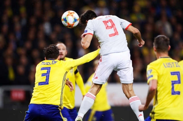 九游体育网页版入口-巴西队豪取六连胜,欧预赛比赛驰骋在前方的简单介绍