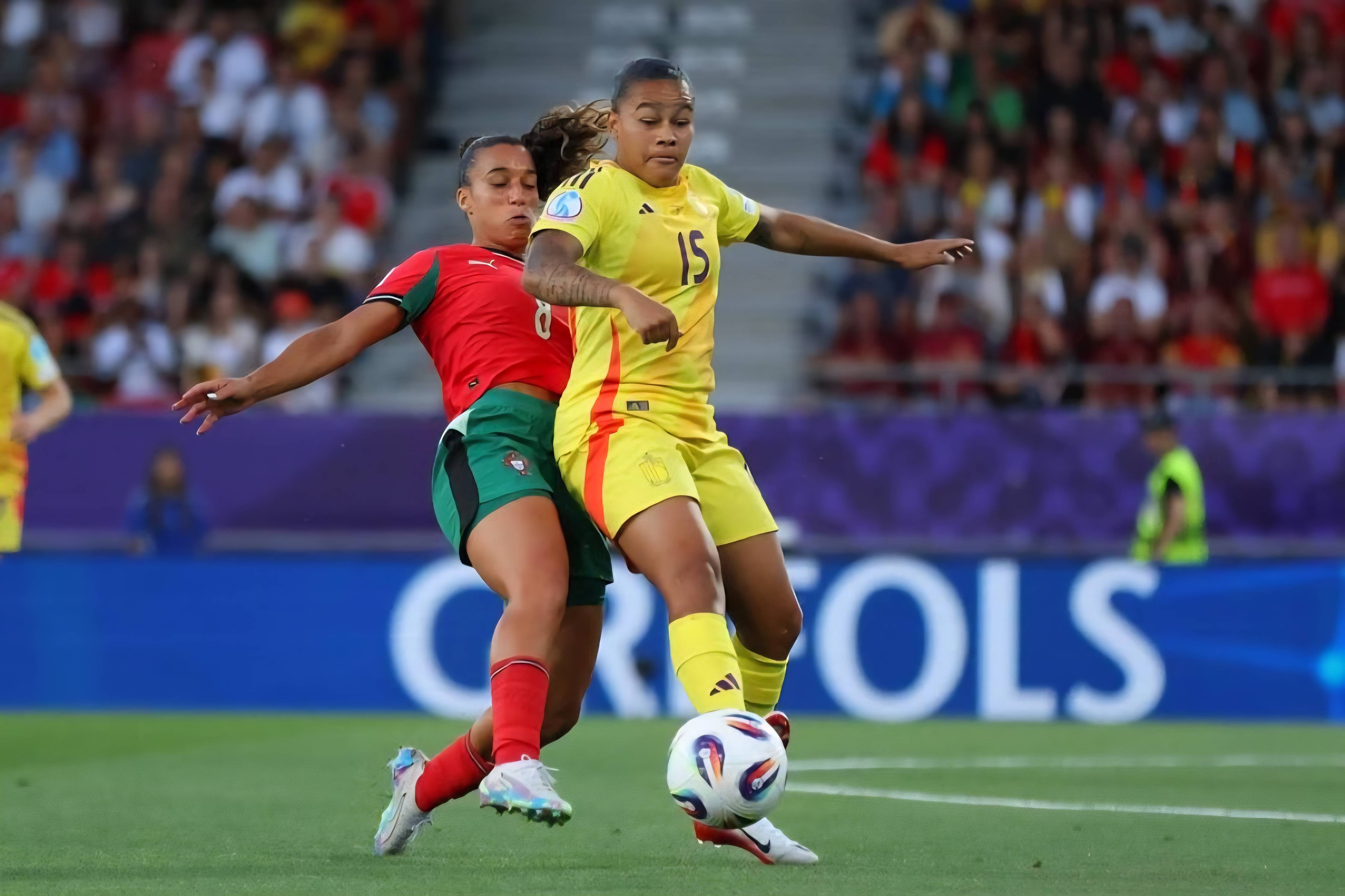 女足比赛中荷兰队实力碾压对手 女足比赛中荷兰队实力碾压对手