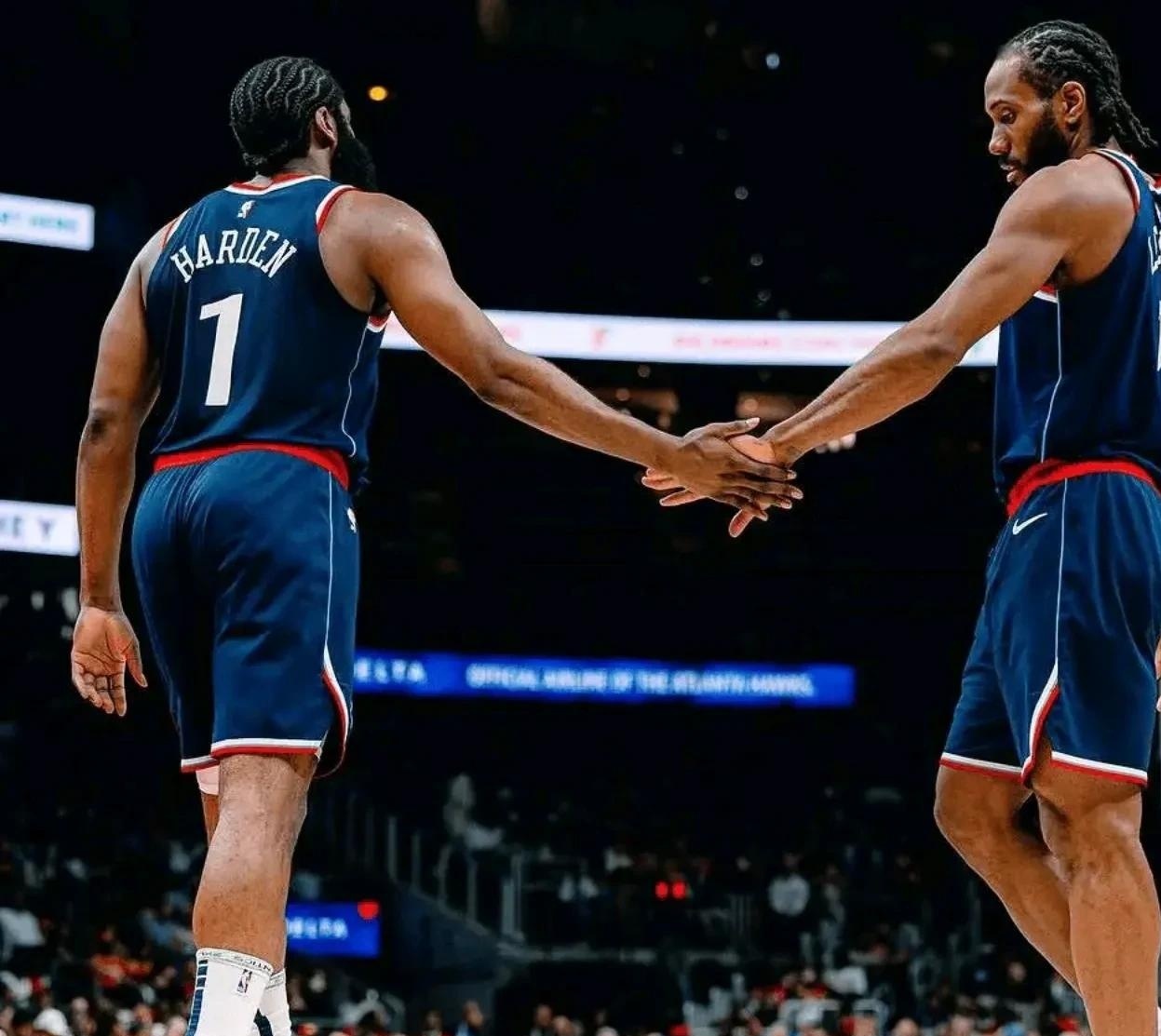 小牛主场大胜快船,豪取七连胜 小牛主场大胜快船,豪取七连胜