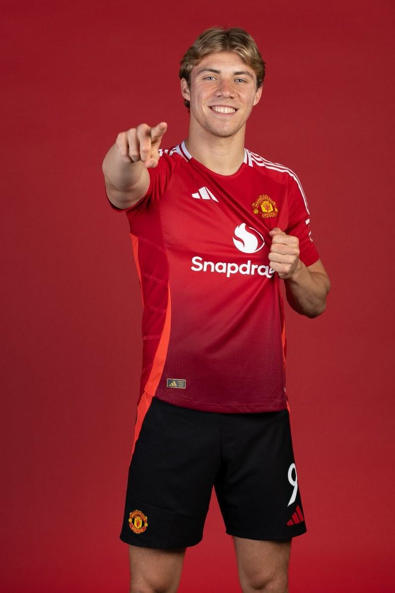 九游体育官网-关于红魔将迎战强力对手,备战欧冠资格赛的信息